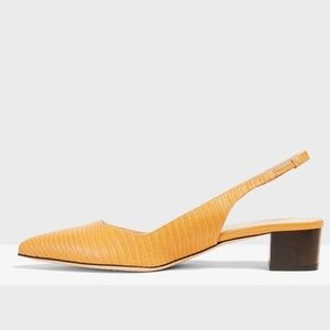 Excellent Condition!! Theory Block Heel Slingback in Lizard Print Leather